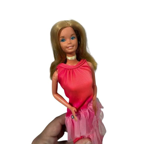 Vintage Original 1977 SUPERSTAR BARBIE DOLL WITH EXTRA CLOTHING LOT - Picture 5 of 11